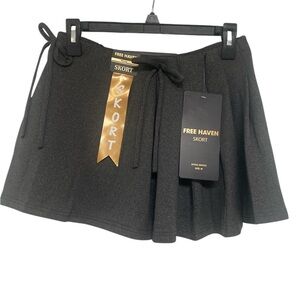 Free Haven Black Skort NWT M